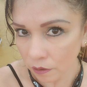 Meet your Posher, Rosario